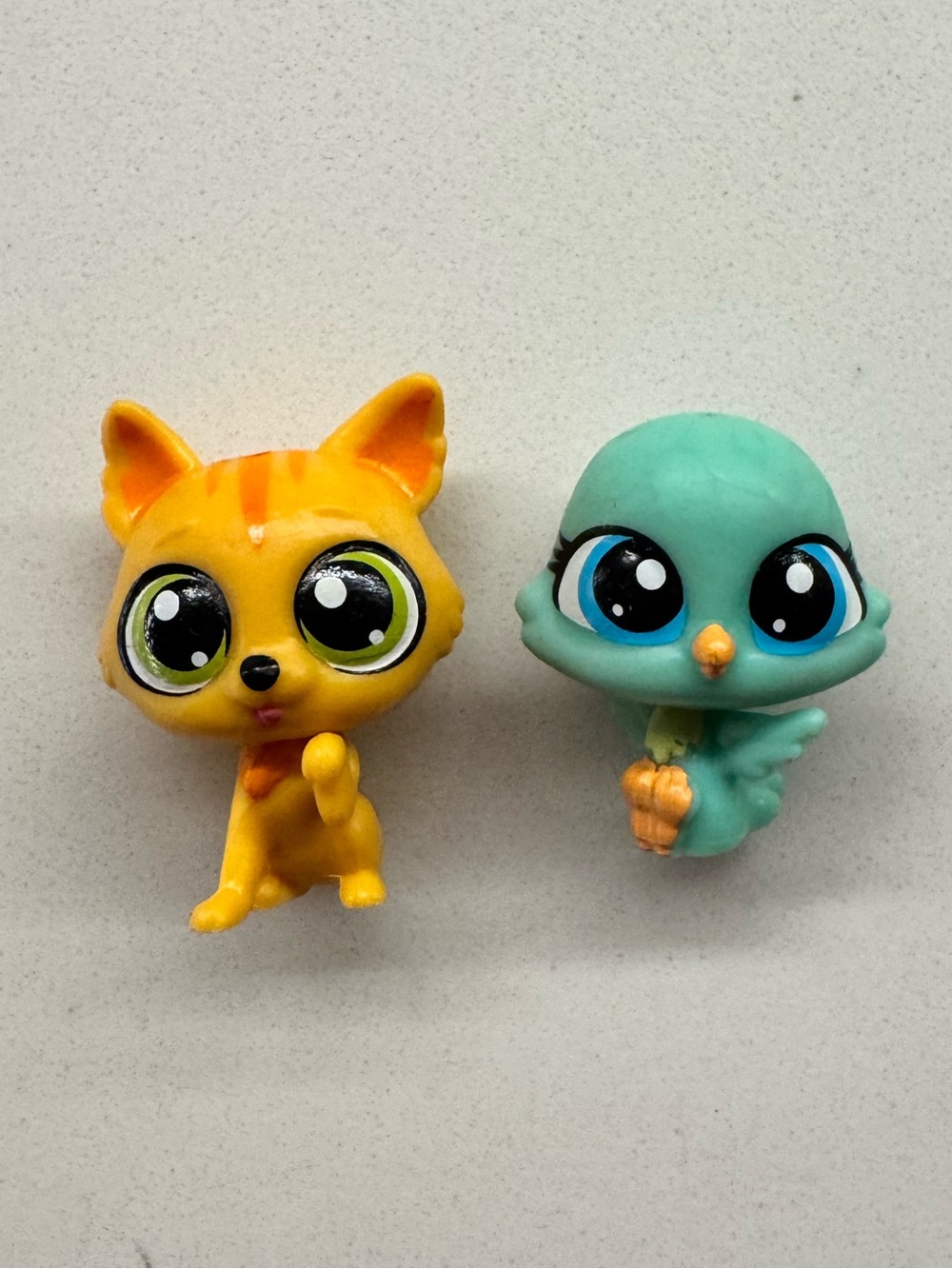 Littlest Pet Shop Yellow Cat & Mint Green Bird Toy Duo